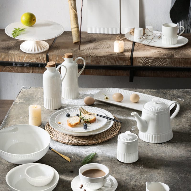 Chantilly Tea Pot – Rustic to Refined