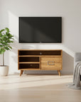 Avenue Entertainment Unit, 2 Dwr