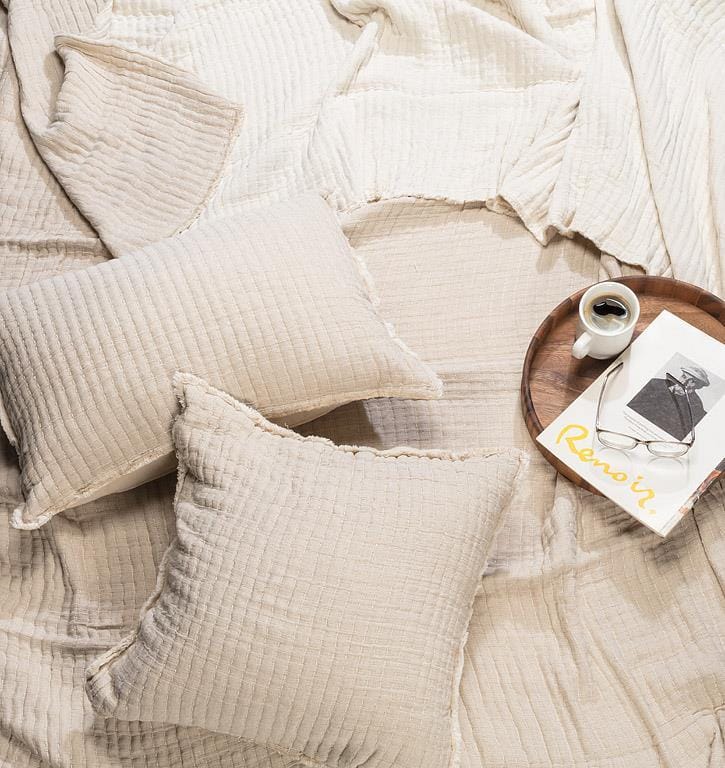 Overstitch Double/Queen Bed Cover