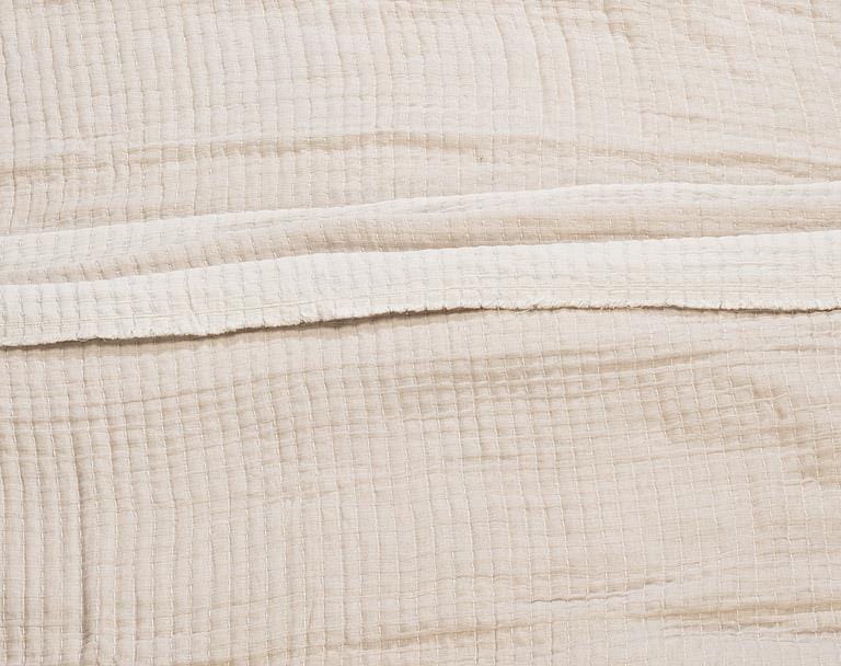 Overstitch Double/Queen Bed Cover